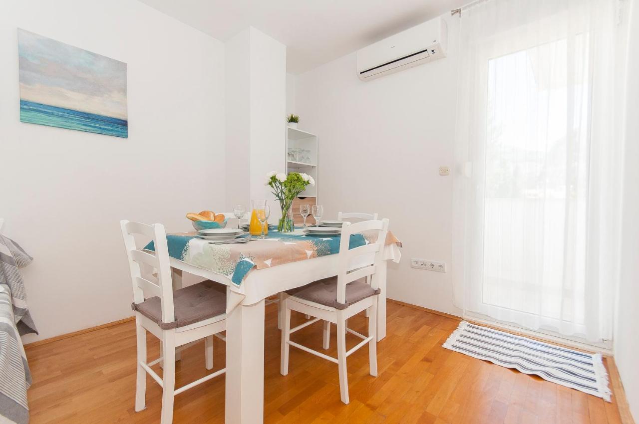 Apartment Luna Omis Exterior photo