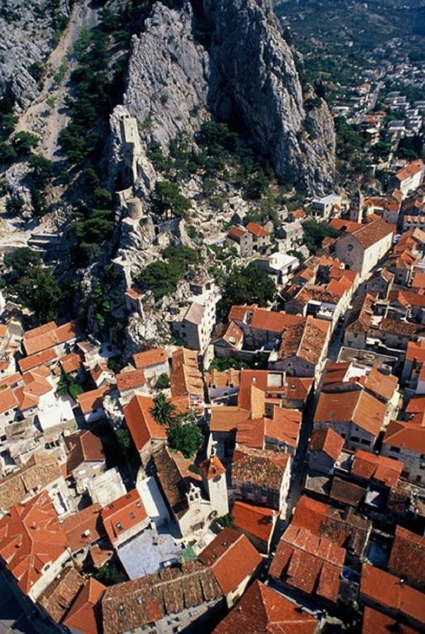 Apartment Luna Omis Exterior photo